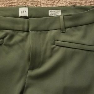 14P Gap Curvy Signature Skinny Ankle pants
